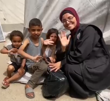 Distributing Fresh Vegetables to Displaced Families in Northern Gaza
