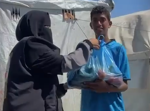 Vegetable Basket Distribution on the 3rd of Dhul-Hijjah in Gaza – Supported by Rustaq and Yanqul, Oman